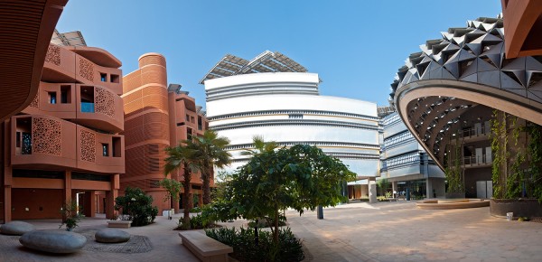 Masdar-Institute-of-technology-renewable-energy-courses-and-degrees-e1438553272711