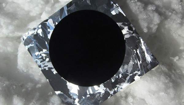 (New Efficiency Record for Black Silicon Solar Cells)