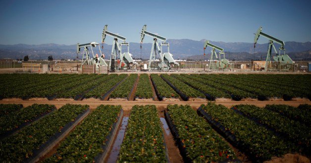 Four winners and four losers from the oil price drop